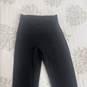 Lululemon align women’s Black Leggings 28”